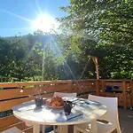 Canopee مكان تخييم